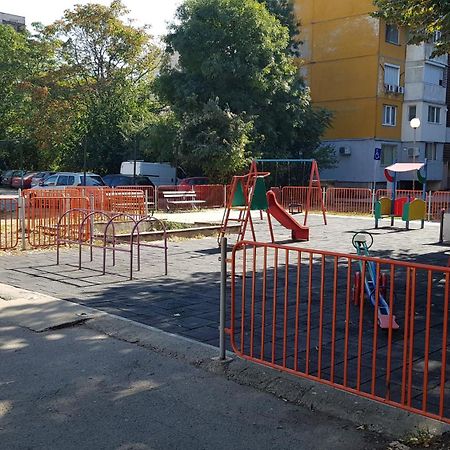 Апартамент за гости Ива Русе Экстерьер фото